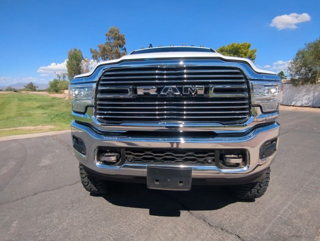 Gallery image 37 for 2024 Chevrolet Silverado 2500HD LT